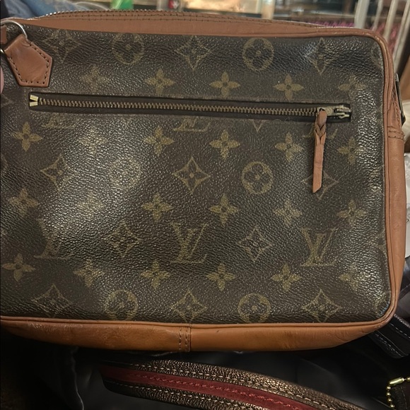 Louis Vuitton Brown Monogram Messenger Bag - Picture 1 of 7